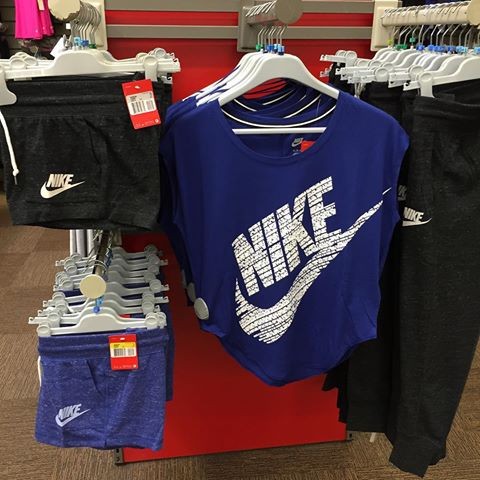 intersport nike t shirt